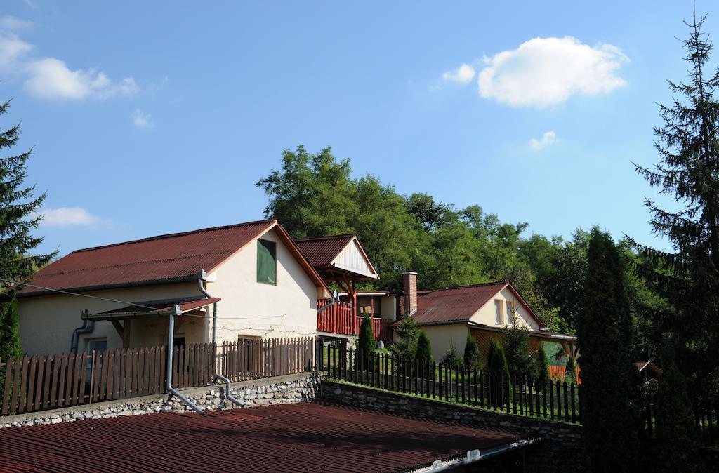 Готель Horvath Vendeghaz Monosbel Номер фото